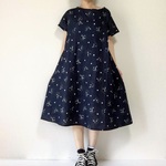 刺繍調すずらん柄＊半袖のシンプルフレアワンピース＊ダブルガーゼ