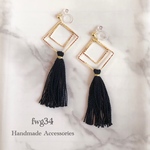 ゴールド 四角×ブラック タッセル イヤリング/ピアス