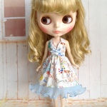 ホルターネックのフリルワンピ   リバティ ワンちゃん 1/6ドール用