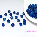 【天然石ラピスラズリ】キューブカット　6個　穴あり　４mm　ハンドメイド素材