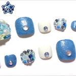ペディキュアネイルチップ(フットネイル小さい爪)－ビジューネイル・blue－