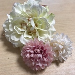 髪飾り ダリア マム  結婚式 成人式前撮りなどに