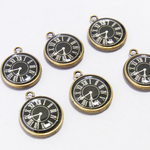 【再入荷】　6個入り	時計　クロック　懐中時計　アンティーク　風　ローマ数字　ミニチュア　金属　チャーム	ゴールド