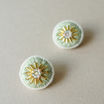 ＜Stella～遊び好きの星～＞刺繍ピアス◎草原の星◎2way★ロングポスト/アレルギー対応変更可能 
