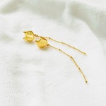 2way 金の猫ピアス デザインチェーンキャッチ