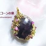 ガーネット・ファセットカットペンダント（ワイヤージュエリー☆ワイヤーアクセサリー☆ワイヤーラッピング天然石ネックレス）