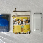 「再販」かっわいー😻クレーンゲームねこ柄ラミネートIQOS(タバコ)(gloグロー)ケース後ろポケット付き2段ファスナーポーチ