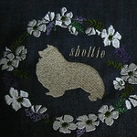 ビッグフラワーサークル刺繍　ホワイト　反対側ポッケに、お名前入れちゃおう！