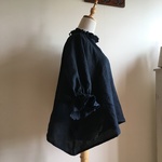 墨染インディゴリネンで作ったダブルフリルゆったりプルオーバー