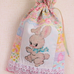 hana*ハンドメイド★レトロアニマル巾着♪パッチワーク★白いうさちゃん♪