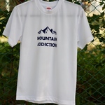 S  山中毒 mountain addiction Tシャツ  白