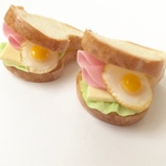 本物パン♪ハムチーたまサンド マグネットにも
