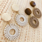  wood & hoop〈ホワイト〉ピアス／イヤリング