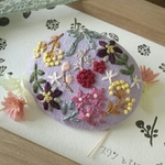 刺繍ブローチ★おしゃべりな花達