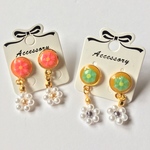 フラワーモチーフピアス＊ 2点セット