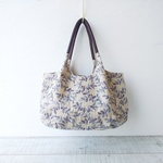 ラベンダー色のリーフ刺繍　　バルーンバッグ