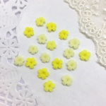 小さな花   手作り材料 パーツ 樹脂 粘土 45