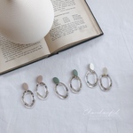 color metal&clear shell earring