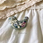  ふんわり鳥さんの刺繍ブローチ 紫陽花