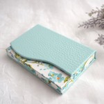 本革とリバティの名刺入れ  アクア