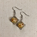 フラワーピアス(イエロー×シルバー)