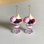ピアス ブルーベリーパフェ ミニチュア