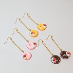 可愛い💕カラフルドーナツ🍩のピアス(イヤリング)