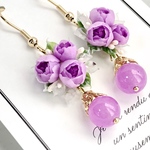 薔薇ブーケと天然石のフックピアス☆パープジェード