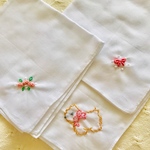 お子様用手刺繍ハンカチ 小さなポケットにもぴったり