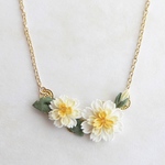 白花たんぽぽの花束ネックレス　∗つまみ細工∗