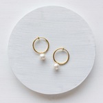 淡水真珠：pearl hoop earring【Ｌ】