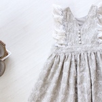 90size/embroidery lace♡エプロンワンピース