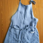 洗いこまれたラミーリネンのワークエプロン