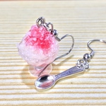 かき氷ピアス イチゴ