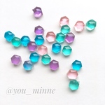 宇宙/六角形の小粒なピアス/ノンホールピアス