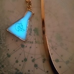 sale。光る化学反応ブックマーカー☆レジンハンドメイド 三角フラスコ プレゼントにも