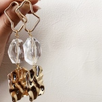 gold design pierce