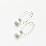 SWAROVSKI社製 パヴェボールのノンホールピアス