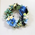 ブルーのガーベラと薔薇のリース