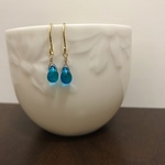 しずくピアス シンプルピアス イヤリング シアン ブルー
