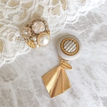vintage button accessory