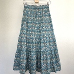 ストロベリー・シーフ  ティアードスカート