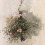 ふわふわカスミ草のスワッグ