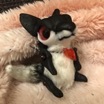 みにみにぽってりブラックなきつねさん