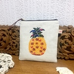 【送料無料】紅型（びんがた）染めのパイナップルの四角いポーチ/チェンマイコットン/マリンブルー/pineapple