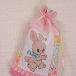 hana*ハンドメイド★レトロアニマル巾着♪パッチワーク★白いうさちゃん♪