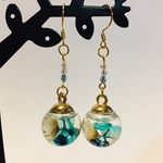 ブルーとホワイトのハーバリウムアクセサリー(ピアス・イヤリング・バッグチャーム・ヘアゴム)