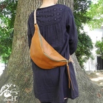 Shepherd（キャメル）ボディバッグ