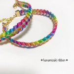 虹色リボンのブレスレット