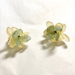 tokinanana様 専用  シンプル紫陽花のイヤーカフ